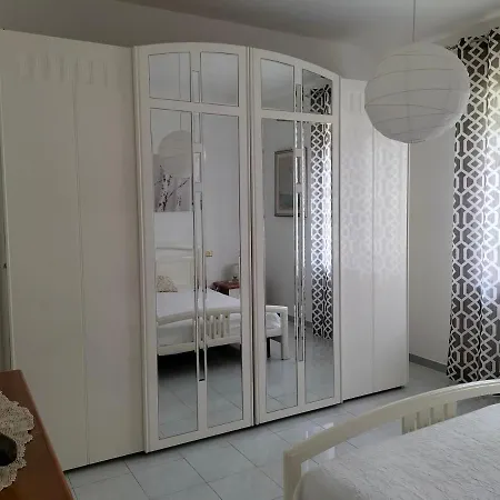 Apartment A Due Passi Civitanova Marche