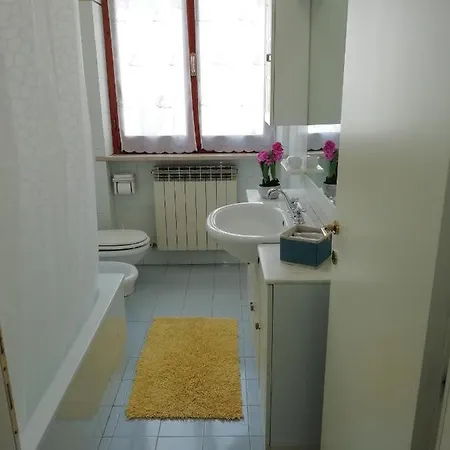 Apartment A Due Passi